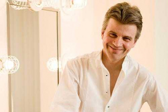 Mark Bebbington, piano