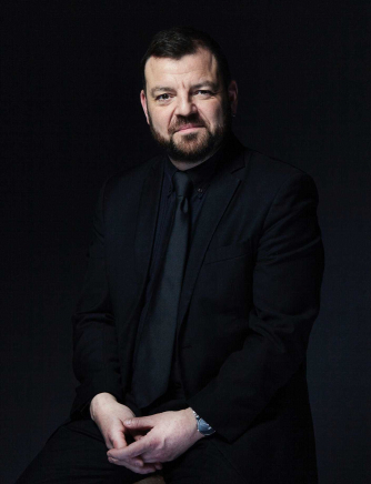 Steven Devine – harpsichord / director