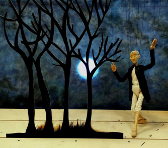 The  puppet of The Spectre in rehearsal