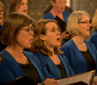 Oxford Pro Musica Singers in Exeter College chapel
