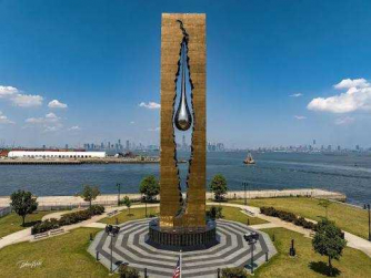 In Memoriam 9/11 - A Quarter of a Century On