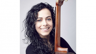 Renata Arlotti – Classical Guitar