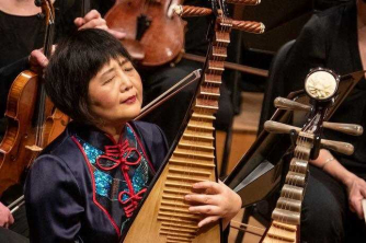 Gao Hong Live with the Royal Philharmonic Concert Orchestra