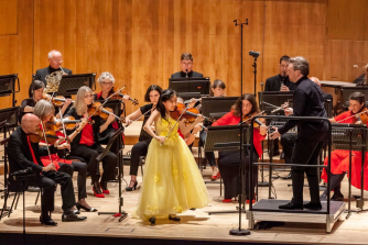 Violinist Leia Zhu performing with London Mozart Players