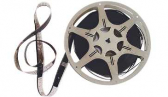 Finale: Friday Night is Movie Night (002)