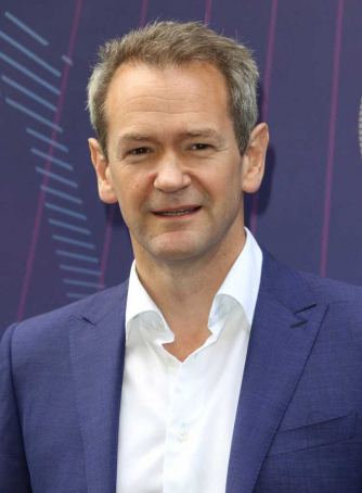 Alexander Armstrong