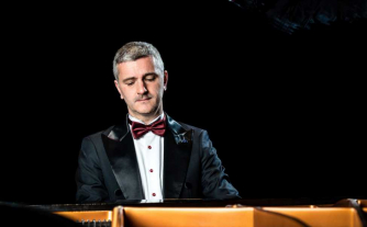 Daniel Grimwood - Pianist