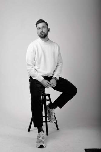 James Newby baritone; Joseph Middleton piano