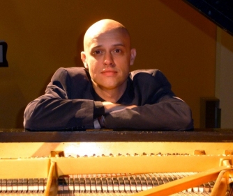 Viv McLean