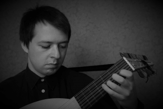 Richard MacKenzie (lutes and historic guitars)