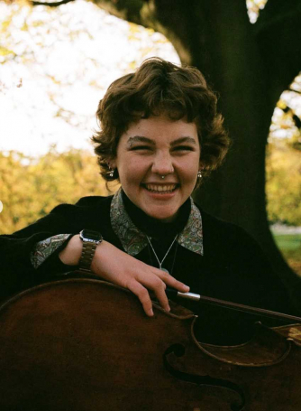 Carys Underwood on Cello