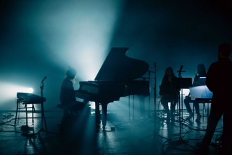 Belle Chen and Engines Orchestra