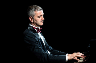 Daniel Grimwood - Pianist