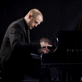 Chopin & Champagne by Candlelight