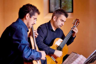 Welsh Argentine guitar duo