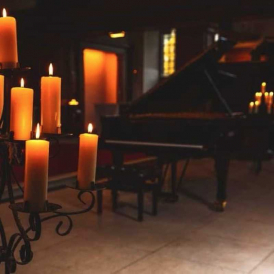 Rhapsody in Blue at Christmas By Candlelight