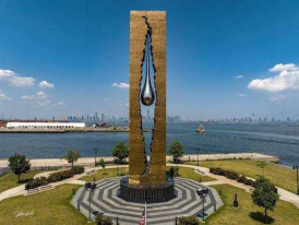 In Memoriam 9/11 - A Quarter of a Century On