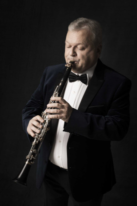 Michael Collins clarinet; Wu Qian piano - Cooke, Finzi, Martinů, Milhaud and Tailleferre