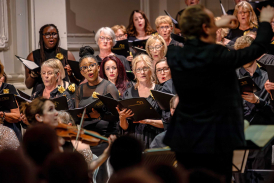 Bradford Festival Choral Society in performance with orchestra and Musical Director Thomas Leech
