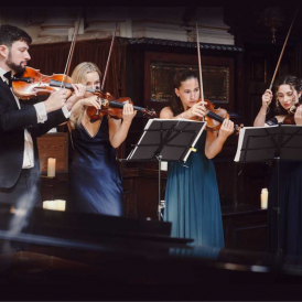 Vivaldi Four Seasons at Christmas by Candlelight (7.30pm)